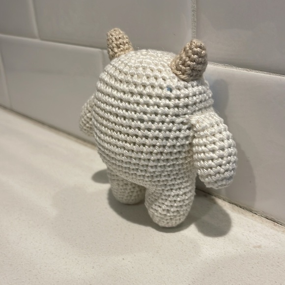 Handcrafted Yeti Figure Doll Holiday Christmas Decor Amigurui Crochet Winter - Picture 8 of 8